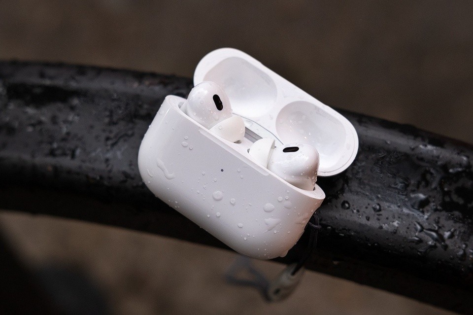 airpods-pro-phien-ban-moi-co-the-do-than-nhiet1-1688464821.jpeg